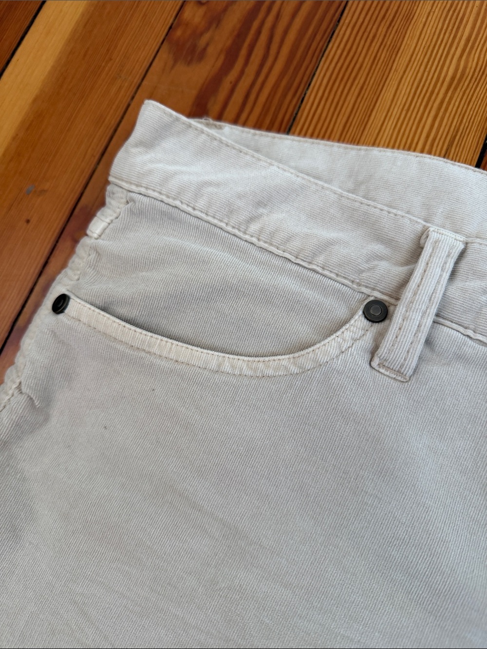 Carve Designs Cream Frayed Hem Shorts - Picture 4 of 8